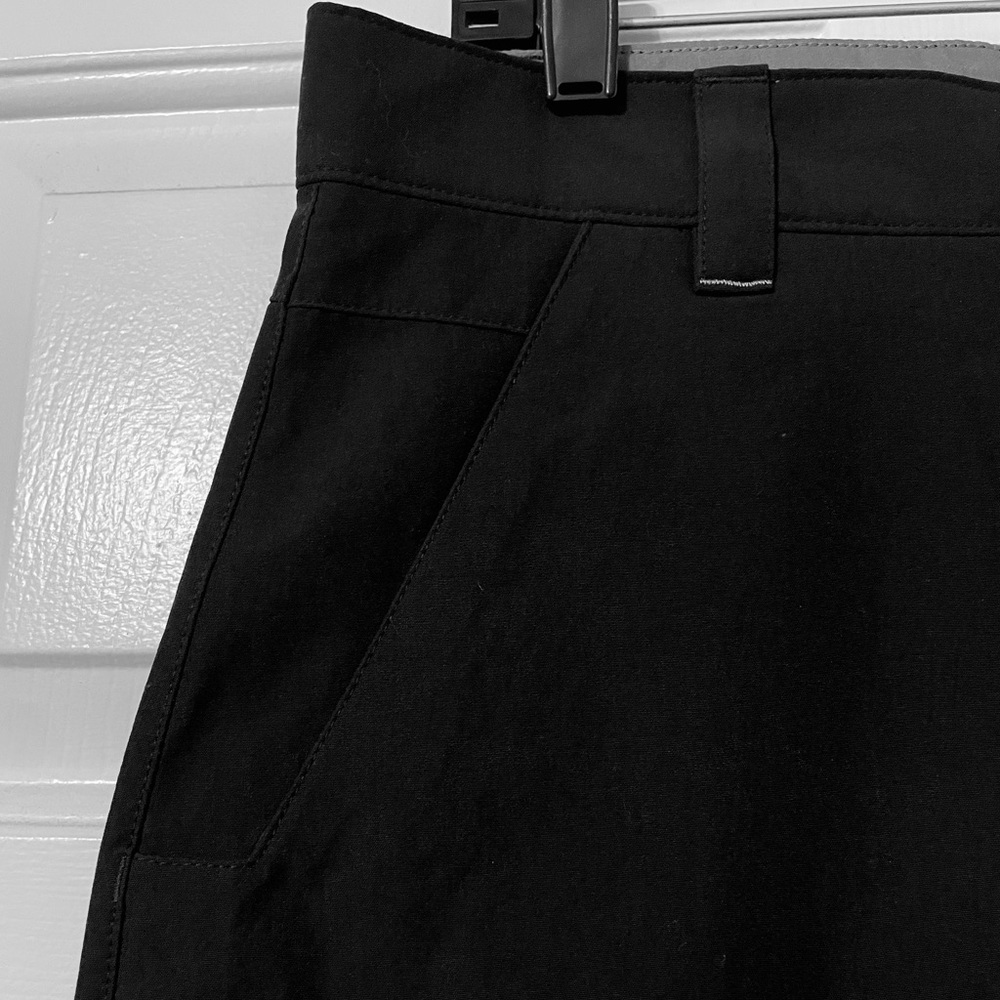NEW! Mens Oakley Take 2.5 Golf Short Classic Jet Black Size 33 [441931-01K] - Picture 5 of 12